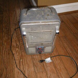 Lakewood 792/AA Portable Space Heater Utility Forced Air 1300/1500 Watts 792 AA